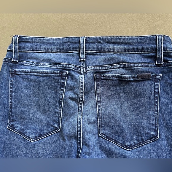Joe’s The Icon Mid Rise Ankle Skinny Dolphin Hem Jeans - Picture 8 of 11